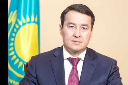 Əlixan Smailov Qazaxıstanın baş naziri təyin edildi