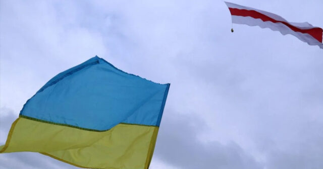 “Ukrayna azadlığı uğrunda savaşır”: Belarus könüllüləri öz ordusuna üz tutdu (VİDEO)