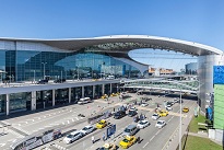 Moskva aeroportu iflic oldu: Bu gün 130 reys təxirə salınıb