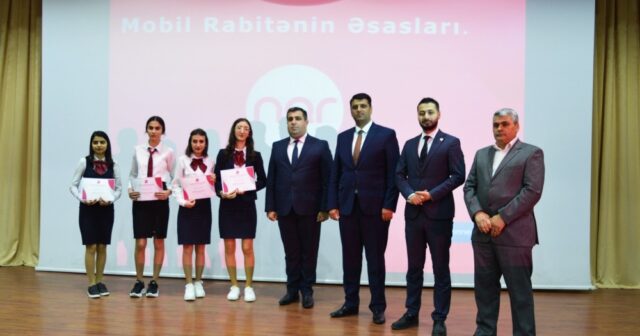 Naxçıvan Dövlət Universitetində “Mobil rabitə təlimi” keçirildi