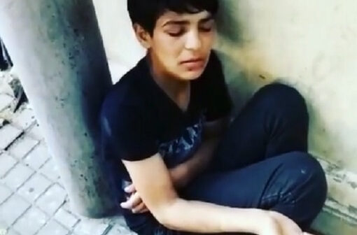 Narkoloji dispanserdən buraxılan 15 yaşlı Ruslan küçədə dilənçilik edir – VİDEO