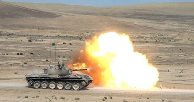Azərbaycan Ordusunun tank bölmələrinin hazırlığı davam edir – VİDEO