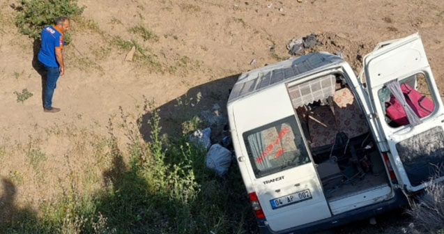 Goranboyda mikroavtobus aşıb – 24 nəfər xəsarət alıb