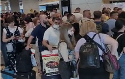 Bakı aeroportunda sistemdə problem yarandı – Video