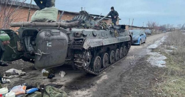 Ukrayna Baş Qərargahı: “Məhv edilən Rusiya tanklarının sayı 2 202-yə çatıb”