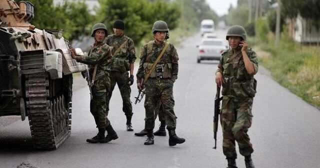 Qırğızıstanlı rəsmi: “Tacikistan Silahlı Qüvvələrinin itkiləri 200 nəfərdən çoxdur”